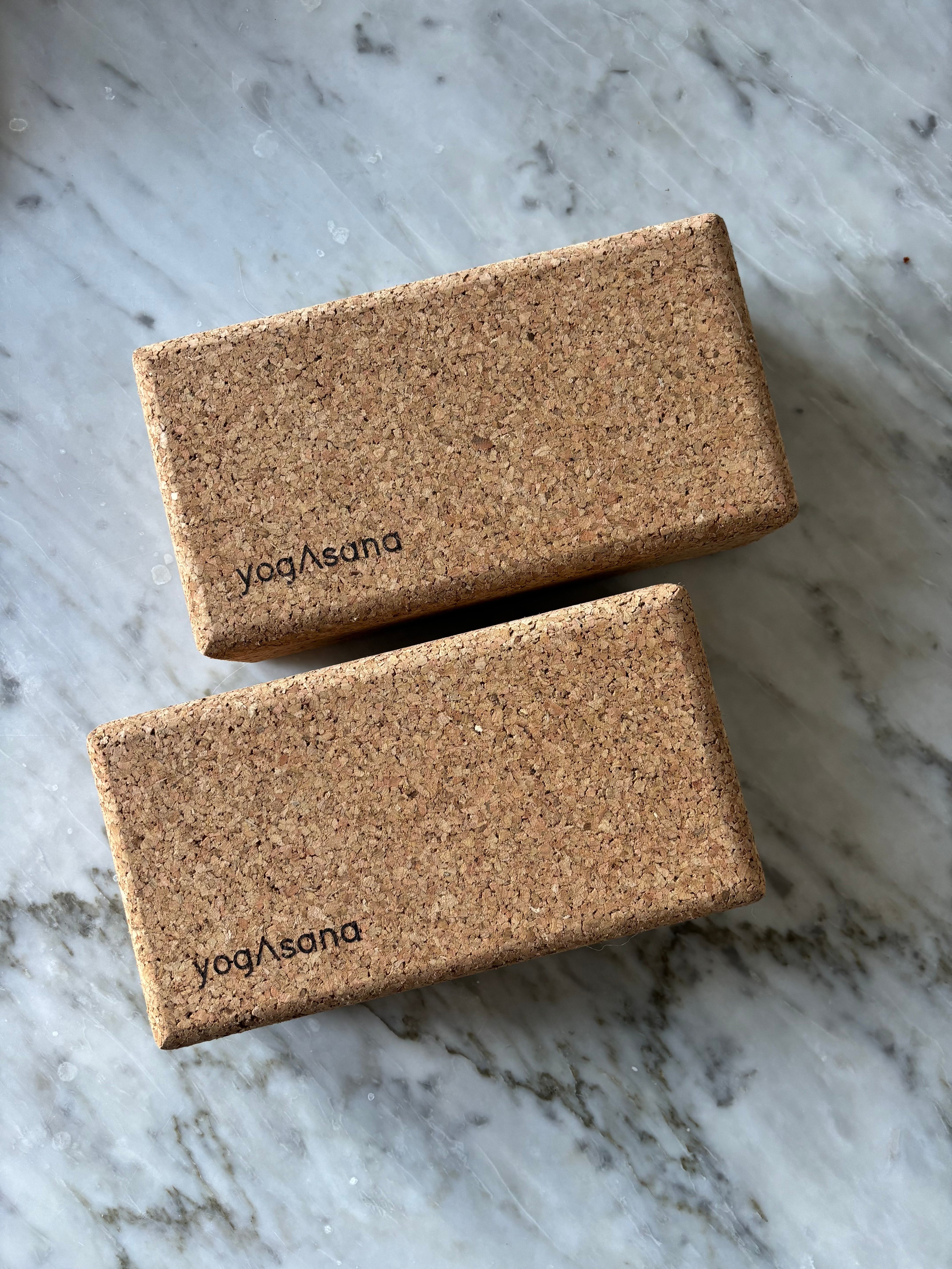 Ladrillo de corcho para yoga Yogasana